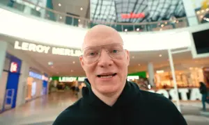 Ile Dżinold ma lat? Zaskakująca historia streamera i jego sukcesy.