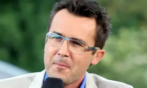 Ile lat ma Maciej Kurzajewski? Zaskakująca data urodzenia znanego dziennikarza.