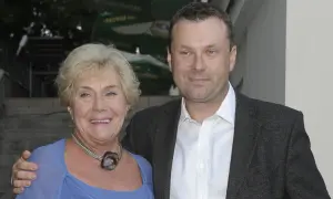 Kim jest syn Teresy Lipowskiej: od bankowca do pilota odrzutowców