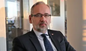 Czy Niedzielski ma żonę? Poznaj szczegóły o jego małżeństwie