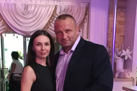 Żona Mariusza Pudzianowskiego: poznaj prawdę o życiu prywatnym strongmana