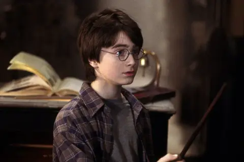 Ile lat ma Harry Potter? Zaskakujące fakty o jego wieku i życiu
