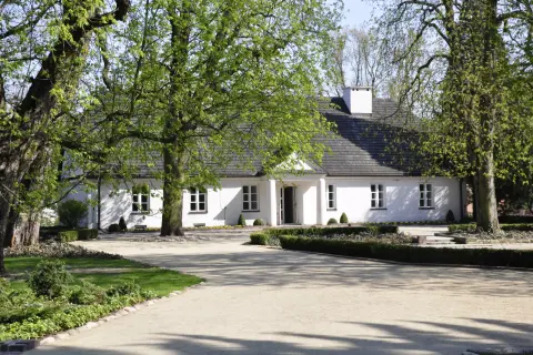 Kiedy i gdzie urodził się Fryderyk Chopin? Kontrowersje i ciekawostki.