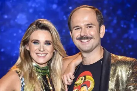 Czy Sławomir ma żonę? Oto wszystko, co musisz wiedzieć o jego rodzinie.