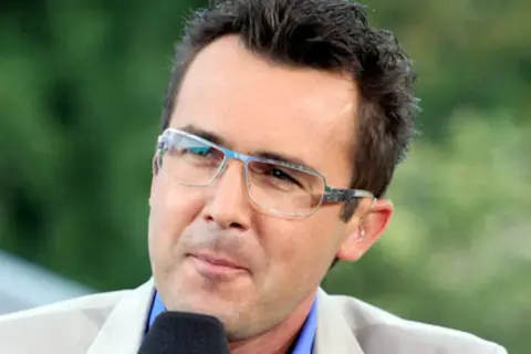 Ile lat ma Maciej Kurzajewski? Zaskakująca data urodzenia znanego dziennikarza.