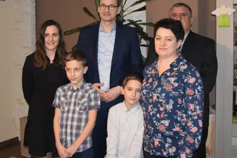 Ile dzieci ma Mateusz Morawiecki? Zaskakujące fakty o rodzinie premiera