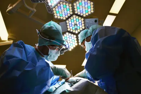 Kto to jest flebolog i jak może pomóc w problemach z żyłami