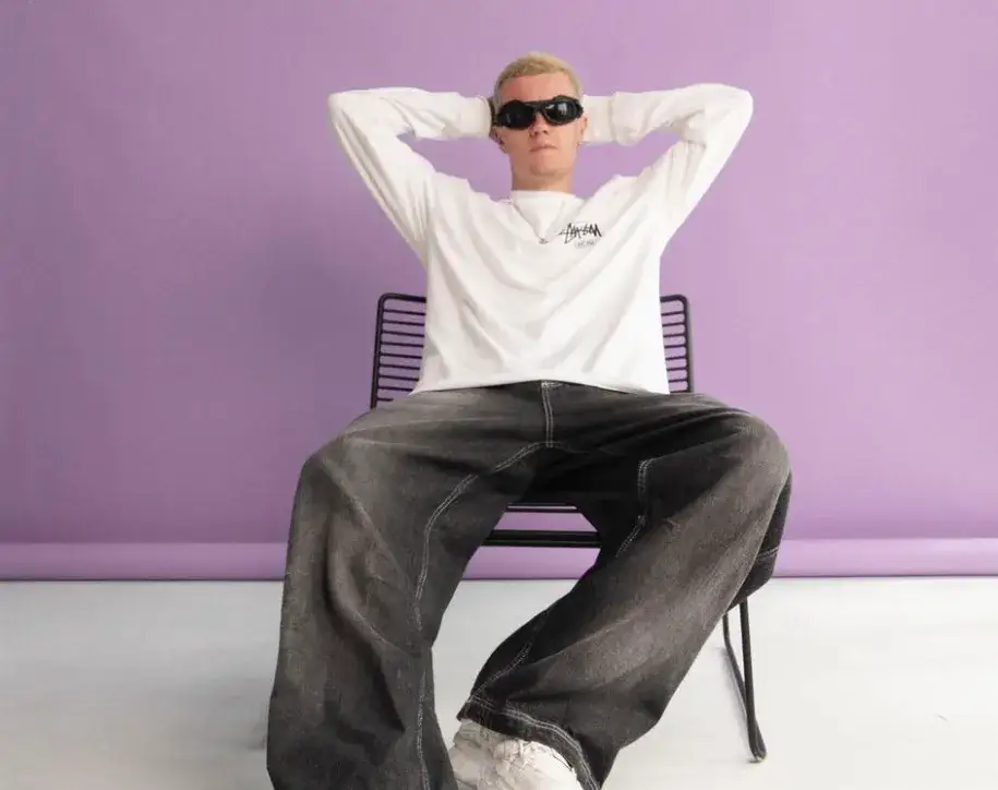 Zdjęcie Ile lat ma Nowciax? Zaskakująca historia i ciekawostki o influencerze