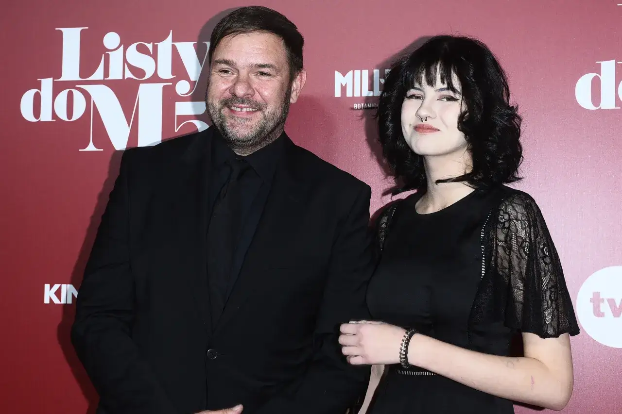 Tomasz Karolak z córką na premierze filmu 
