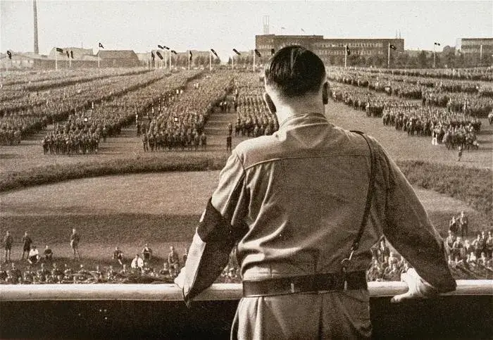 Zdjęcie Kiedy urodził się Adolf? Odkryj datę i miejsce narodzin Hitlera