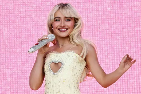 Z kim jest Sabrina Carpenter? Nowe informacje o jej związkach i życiu osobistym.