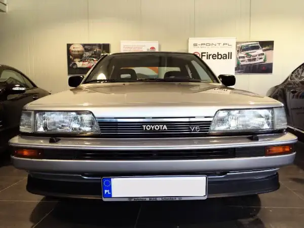 Skąd pochodzi firma Camry? Odkryj jej fascynującą historię w Polsce